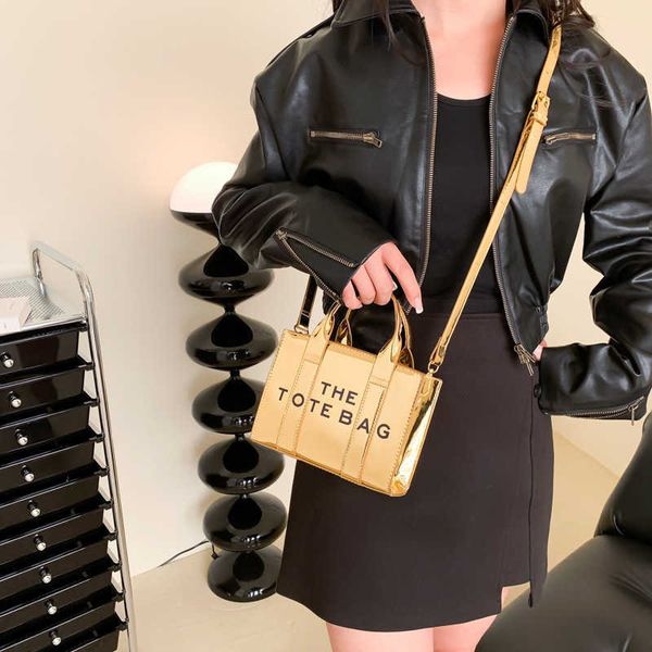 70% off 023 new high capacity tote bag handbag letter one shoulder crossbody bag textured women's bag
70% off 023 new high capacity tote bag handbag letter one shoulder crossbody bag textured women's bag
