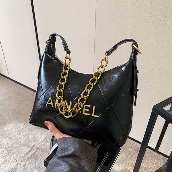 70% off 2023 shoulder bag spring new fashion fashionable bag simple letter fashion texture women's chain underarm bag 
70% off 2023 shoulder bag spring new fashion fashionable bag simple letter fashion texture women's chain underarm bag