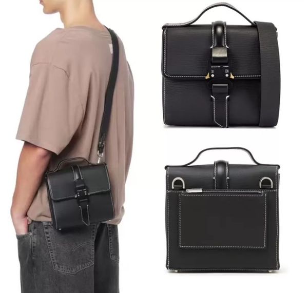 1017 alyx 9sm backpack tank nylon mens handbags shoulder bag backpack black fashion rucksack bags luxury designer
1017 alyx 9sm backpack tank nylon mens handbags shoulder bag backpack black fashion rucksack bags luxury designer