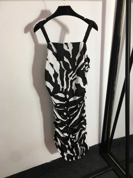 designer women brand dress summer zebra-print waist tuck slimming halter dress long skirt womens clothes, Black;gray
designer women brand dress summer zebra-print waist tuck slimming halter dress long skirt womens clothes, Black;gray