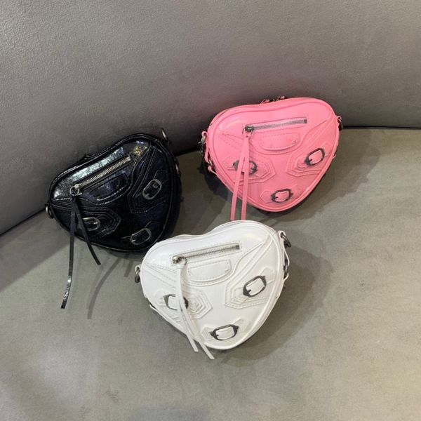 fashion love shoulder bag women bag rivet chain vintage cowhide zipper large capacity motorcycle designer leather three colors
fashion love shoulder bag women bag rivet chain vintage cowhide zipper large capacity motorcycle designer leather three colors