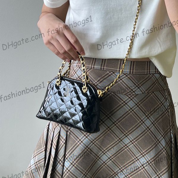 womens patent leather evening party bags clip wedding clutch card phone holder gold metal hardware matelase chain cross body shoulder luxury
womens patent leather evening party bags clip wedding clutch card phone holder gold metal hardware matelase chain cross body shoulder luxury