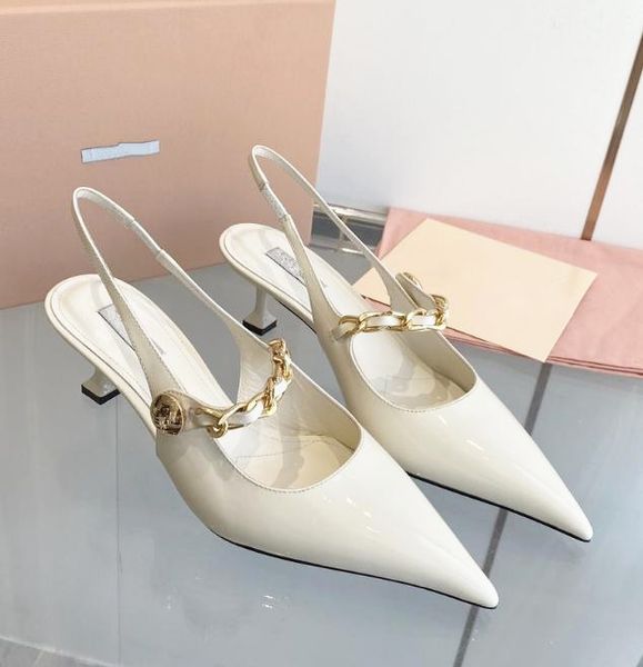 miu chain women's high-heeled sandals and shoes tie-in chain chain a word cat heel sandals women retro empty ladies banquet wedding hol, Black
miu chain women's high-heeled sandals and shoes tie-in chain chain a word cat heel sandals women retro empty ladies banquet wedding hol, Black
