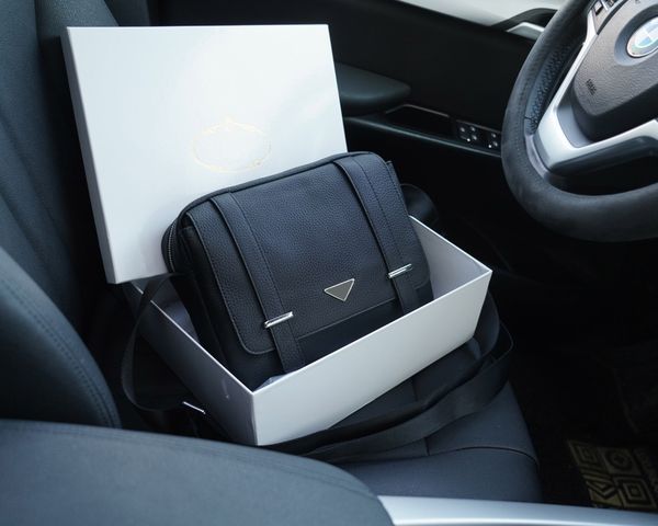 designers messenger bags for women men crossbody camera bag leather zip matching casual wide strap shoulder bag in black 2023
designers messenger bags for women men crossbody camera bag leather zip matching casual wide strap shoulder bag in black 2023
