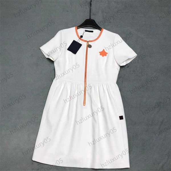 brand dresses chest logo embroidery color bump bag edge design crewneck dress half zip open high waist fold slimming cake maxiskit womens de, Black;gray
brand dresses chest logo embroidery color bump bag edge design crewneck dress half zip open high waist fold slimming cake maxiskit womens de, Black;gray