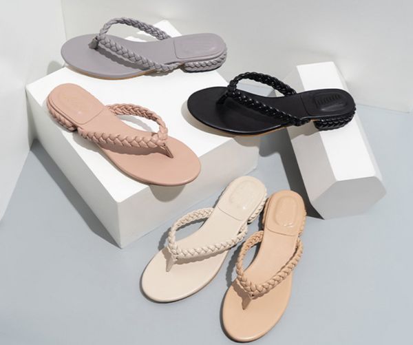 flip flops woven low heel women's sandals solid color clip toe thick heel sandals women, Black
flip flops woven low heel women's sandals solid color clip toe thick heel sandals women, Black
