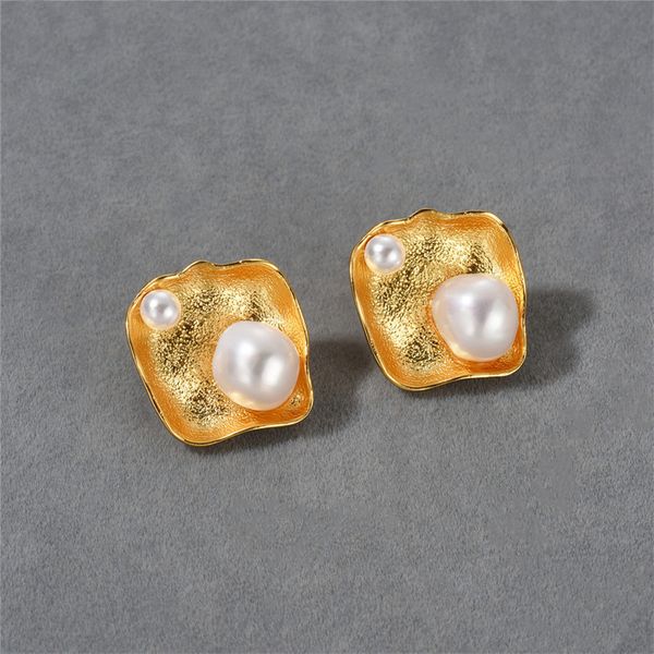 ins style irregular geometry inlaid pearl ear studs earrings for women 2023 niche design fashion temperament jewelry, Golden;silver
ins style irregular geometry inlaid pearl ear studs earrings for women 2023 niche design fashion temperament jewelry, Golden;silver