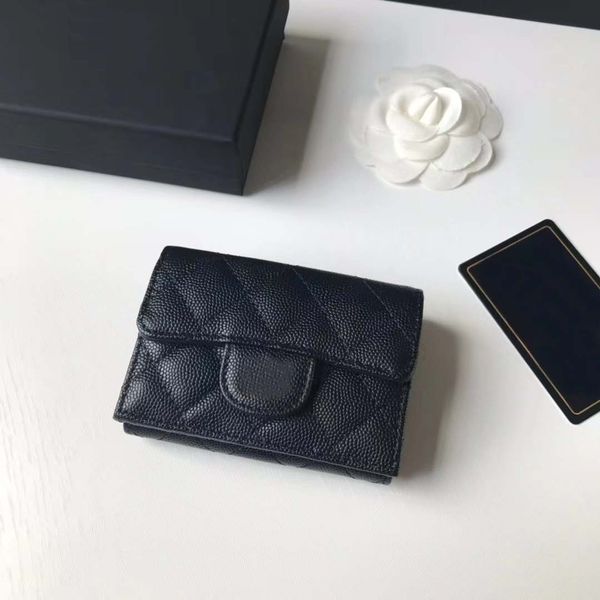 10a luxury designer classic quilted card bag ladies black leather mini purse caviar diamond plaid coin purse clutch bag with box., Red;black
10a luxury designer classic quilted card bag ladies black leather mini purse caviar diamond plaid coin purse clutch bag with box., Red;black