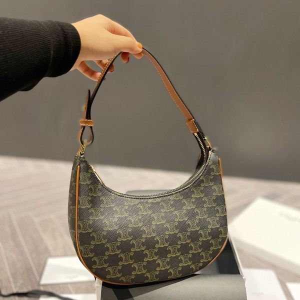 designer bag celies saijia same leather women's bag ins crescent triumph underarm one shoulder handheld
designer bag celies saijia same leather women's bag ins crescent triumph underarm one shoulder handheld