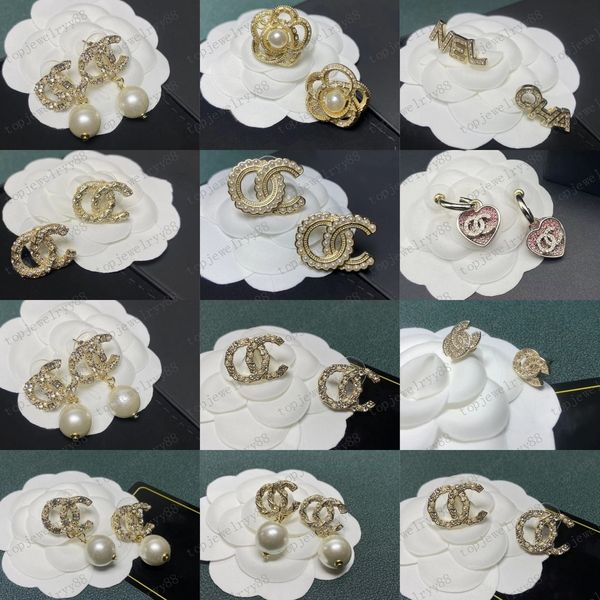 2023 mixed 18k gold plated stud brand designers double letters stud clip chain geometric famous women 925 silver crystal rhinestone earring, Golden;silver
2023 mixed 18k gold plated stud brand designers double letters stud clip chain geometric famous women 925 silver crystal rhinestone earring, Golden;silver