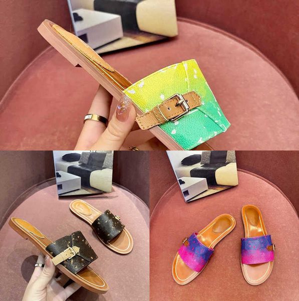 paris luxury designer women sandals charm open-toe set foot 2023 vacation beach flat slippers casual lock it flip flops women shoes gradient, Black
paris luxury designer women sandals charm open-toe set foot 2023 vacation beach flat slippers casual lock it flip flops women shoes gradient, Black