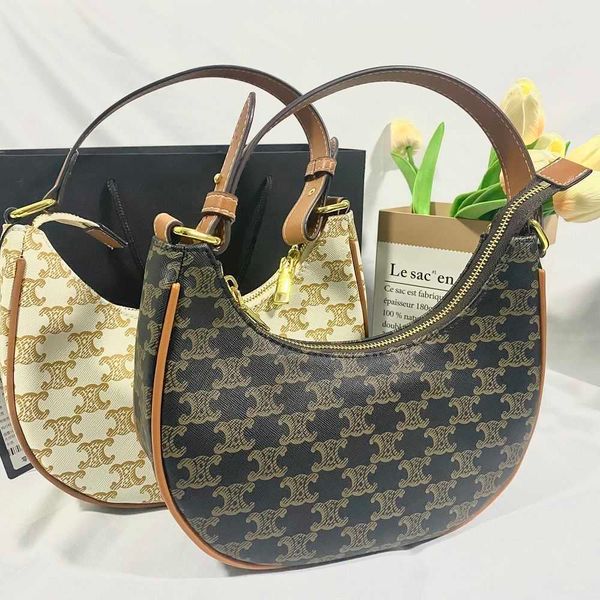 designer bag celies sense bag triumphal old flower people's underarm handbag hand carrying out
designer bag celies sense bag triumphal old flower people's underarm handbag hand carrying out
