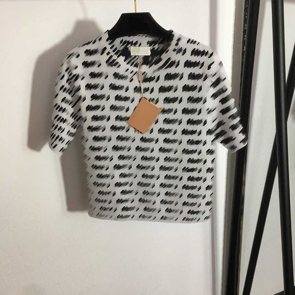 23ss brand designer women knit short sleeve covered with presbyopia logo letter knitted shirt short sleeve t-shirt womens clothes, White
23ss brand designer women knit short sleeve covered with presbyopia logo letter knitted shirt short sleeve t-shirt womens clothes, White