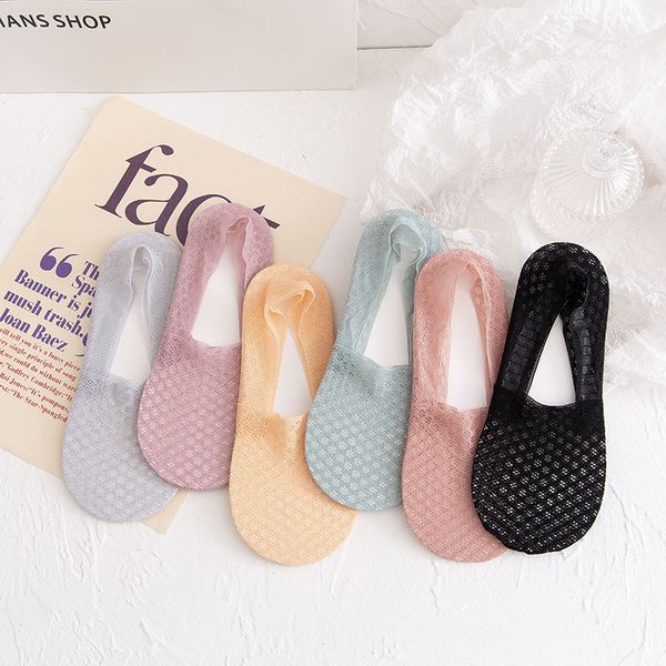 women's boat socks 3 pairs summer invisible silicone non-slip breathable the mesh is hollow out solid color light mouth socks, Black;white
women's boat socks 3 pairs summer invisible silicone non-slip breathable the mesh is hollow out solid color light mouth socks, Black;white