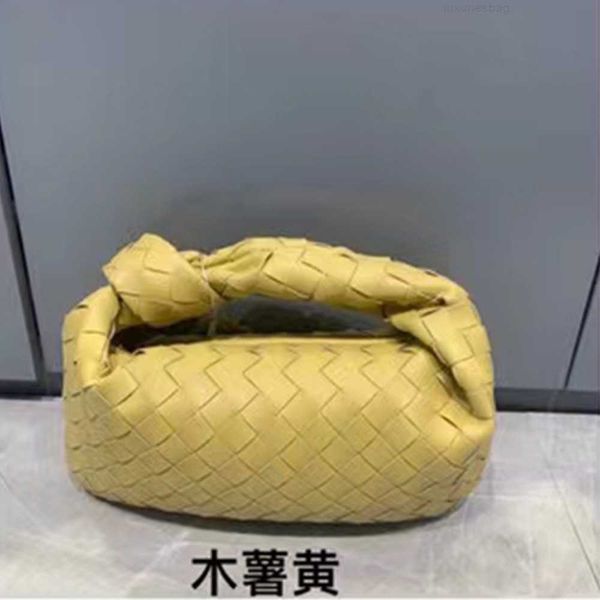 botega venates jodie teen intrecciato pouch knitting knotted net red asigo same mini oxhorn single shoulder armpit portable cloud bag n0l6
botega venates jodie teen intrecciato pouch knitting knotted net red asigo same mini oxhorn single shoulder armpit portable cloud bag n0l6