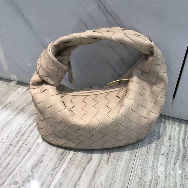 botega venates jodie mini teen intrecciato pouch ins super fire net red summer leather woven horn mini fashion trend portable women's b
botega venates jodie mini teen intrecciato pouch ins super fire net red summer leather woven horn mini fashion trend portable women's b