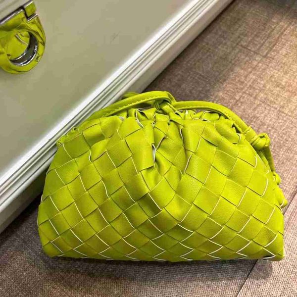 womens venetas designer pouch bag bags botegas purse intrecciato luxury woven dumpling hand one shoulder messenger 4xjb
womens venetas designer pouch bag bags botegas purse intrecciato luxury woven dumpling hand one shoulder messenger 4xjb