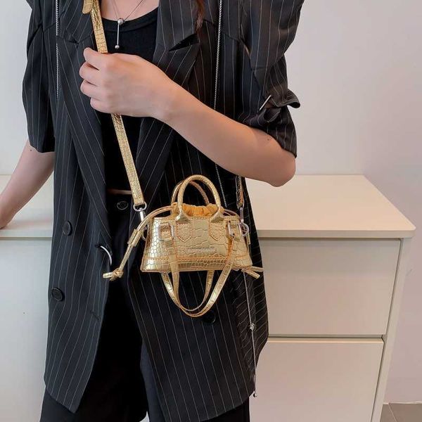 bags luxury alligator crocodile pattern leather handbags and purses mini designer 2023 women shoulder crossbody totes
bags luxury alligator crocodile pattern leather handbags and purses mini designer 2023 women shoulder crossbody totes
