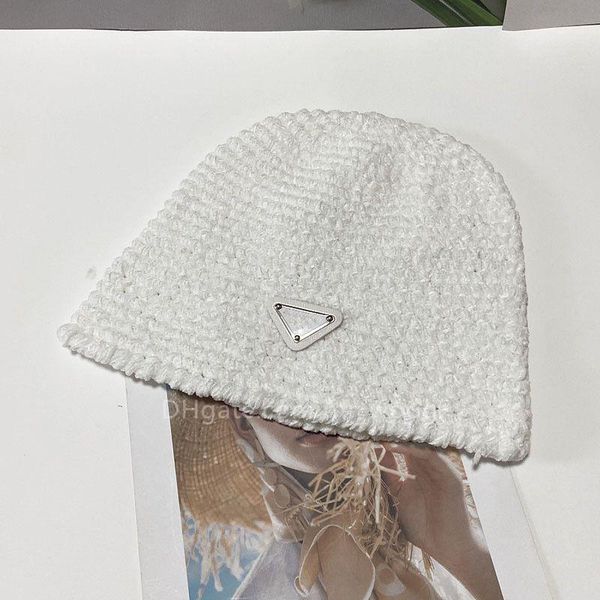 2023 fisherman hat luxury bean designer winter bean men and women fashion design knitted cap autumn wool cap alphabet jacquard unisgen warm, Blue;gray
2023 fisherman hat luxury bean designer winter bean men and women fashion design knitted cap autumn wool cap alphabet jacquard unisgen warm, Blue;gray