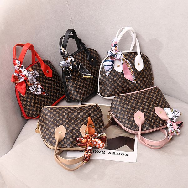 hbp luxurys designers shell bags shoulder tote saddle with chain handbag messenger women totes fashion handbags printed classic crossbody cl
hbp luxurys designers shell bags shoulder tote saddle with chain handbag messenger women totes fashion handbags printed classic crossbody cl