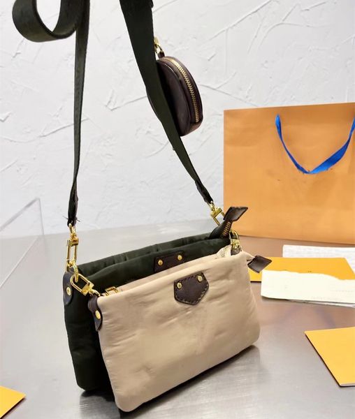 bag women's latest high-quality sponge mahjong bag 3-in-1 single shoulder cross-body fashion single shoulder crossbody bag tide
bag women's latest high-quality sponge mahjong bag 3-in-1 single shoulder cross-body fashion single shoulder crossbody bag tide