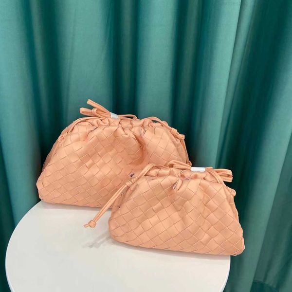 bag botegas purse pouch venetas bags womens designer luxury intrecciato woven soft skin dumpling trend shoulder diagonal cross hand 1skm
bag botegas purse pouch venetas bags womens designer luxury intrecciato woven soft skin dumpling trend shoulder diagonal cross hand 1skm
