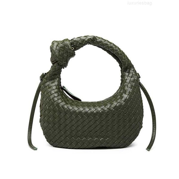 botega venates jodie mini teen intrecciato pouch woven oxhorn women's portable cloud version tide oneshoulder crossbody vegetable baske
botega venates jodie mini teen intrecciato pouch woven oxhorn women's portable cloud version tide oneshoulder crossbody vegetable baske