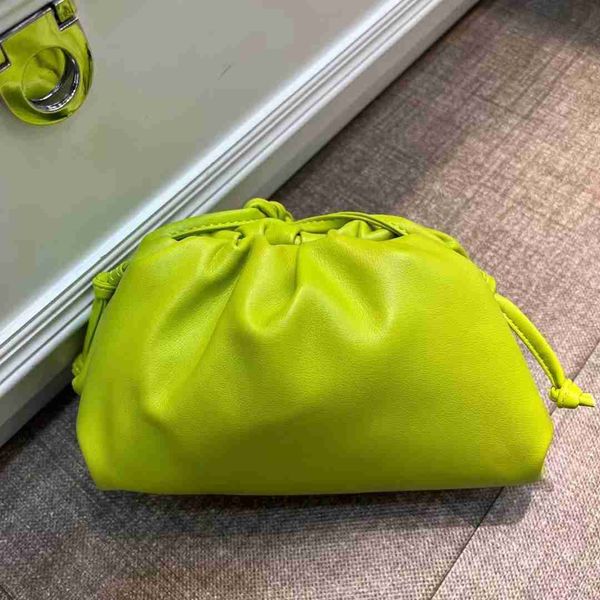 bags designer bag botegas purse pouch womens venetas intrecciato luxury dumpling net red same style hand versatile one shoulder messenger 72
bags designer bag botegas purse pouch womens venetas intrecciato luxury dumpling net red same style hand versatile one shoulder messenger 72