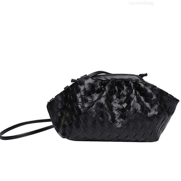 botega venates jodie mini teen intrecciato pouch woven cloud women's mesh red pleated small s fashion one shoulder crossbody clip bag 6
botega venates jodie mini teen intrecciato pouch woven cloud women's mesh red pleated small s fashion one shoulder crossbody clip bag 6