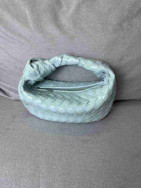 botega venates jodie mini teen intrecciato pouch patent leather woven horn cloud hand knotting handbag krn0
botega venates jodie mini teen intrecciato pouch patent leather woven horn cloud hand knotting handbag krn0