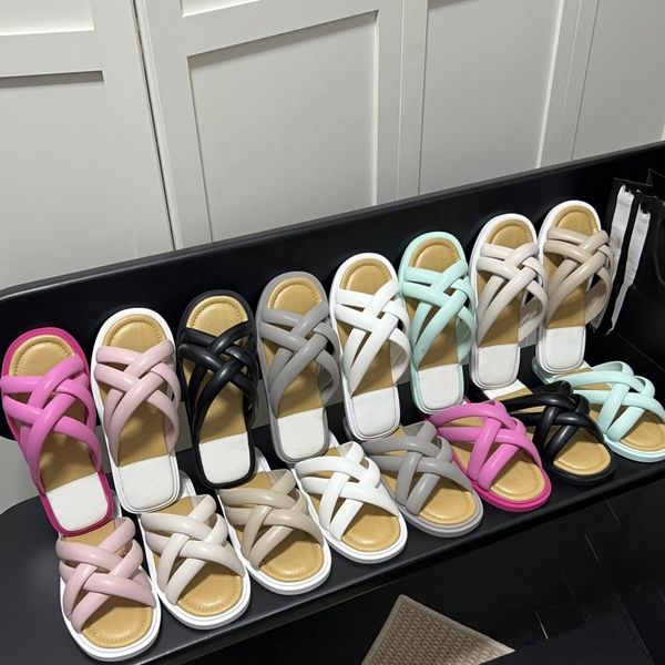 fragrant style luxury bread slippers thick bottoms soles slide designer c letter women sandals slipper cross strap sandal loafers scuffs cas, Black
fragrant style luxury bread slippers thick bottoms soles slide designer c letter women sandals slipper cross strap sandal loafers scuffs cas, Black