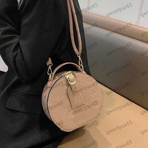 qwertyui879 evening bags 2023 luxury designer bag in black - women's shoulder bag handbag and crossbody with high-quality brand availab
qwertyui879 evening bags 2023 luxury designer bag in black - women's shoulder bag handbag and crossbody with high-quality brand availab