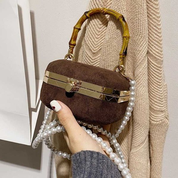 grain luxury design boxed evening bag faux suede retro square handbag female clutch with wood portable party purse
grain luxury design boxed evening bag faux suede retro square handbag female clutch with wood portable party purse