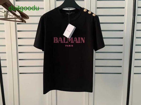 ballmmains 2023 spring summer new shoulder gold button stamping letter cotton t-shirt couple, White
ballmmains 2023 spring summer new shoulder gold button stamping letter cotton t-shirt couple, White