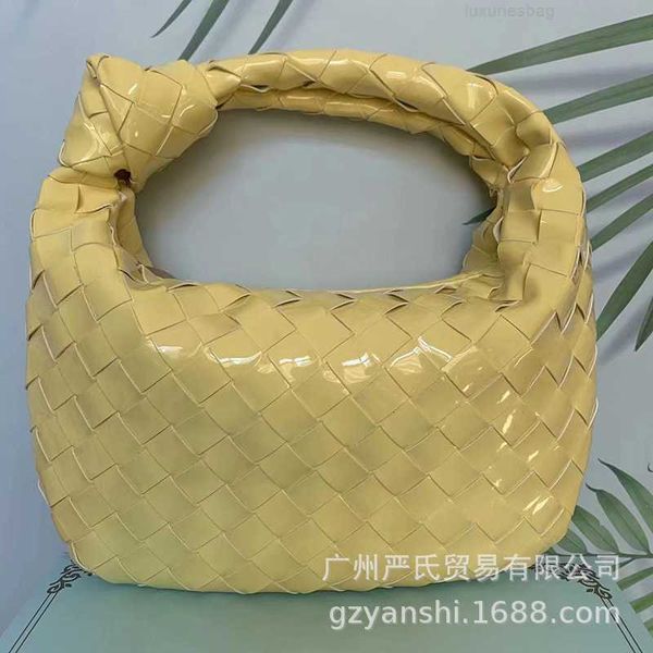 botega venates jodie mini teen intrecciato pouch painted woven dumpling women's fashion versatile knotting handbag t7ix 
botega venates jodie mini teen intrecciato pouch painted woven dumpling women's fashion versatile knotting handbag t7ix