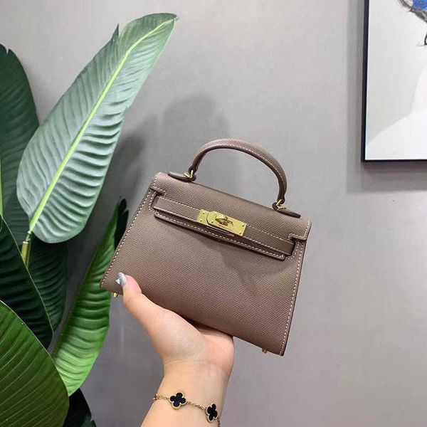 designer bag kely cowhide second generation mini palm grain diagonal cross new fashion shoulder hand
designer bag kely cowhide second generation mini palm grain diagonal cross new fashion shoulder hand