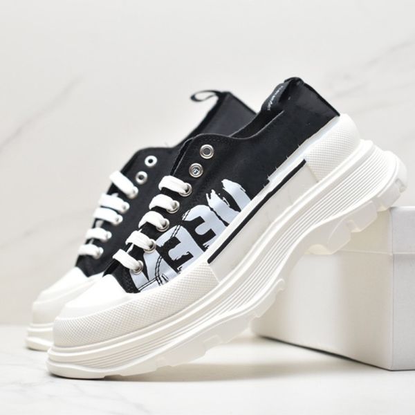 designer alexander slick boots shoes black white canvas sneakers tread slick mc platform trainers men women lace up queens running shoe boot
designer alexander slick boots shoes black white canvas sneakers tread slick mc platform trainers men women lace up queens running shoe boot