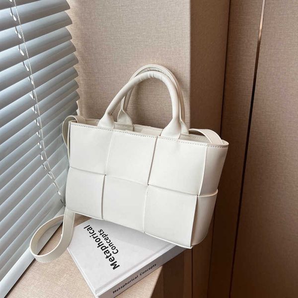bottegs venets arco famous handbag woven fashion handbag large capacity large 2023 new spring women s bag simple tote bag handbag
bottegs venets arco famous handbag woven fashion handbag large capacity large 2023 new spring women s bag simple tote bag handbag