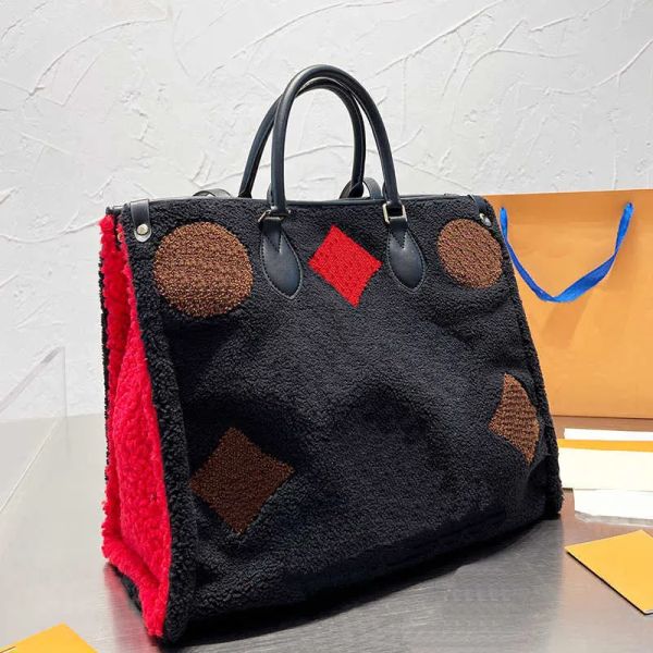 shoulder bags women messenger handbag fashion water ripple pendant purse leather check soft baguette wallet 1101, Black;red
shoulder bags women messenger handbag fashion water ripple pendant purse leather check soft baguette wallet 1101, Black;red
