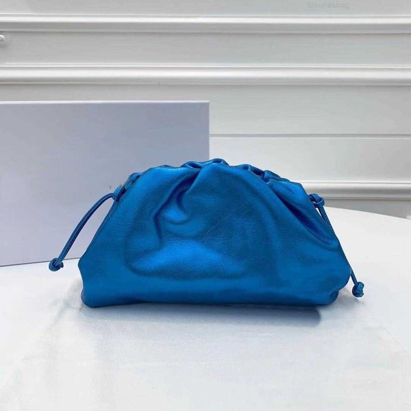 botega venates jodie mini teen intrecciato pouch original factory years fashionable candy color lady yunduo hand cow leather bag q5p3
botega venates jodie mini teen intrecciato pouch original factory years fashionable candy color lady yunduo hand cow leather bag q5p3