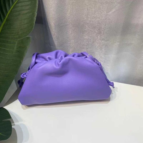 botega venates jodie mini teen intrecciato pouch plain cloud large and small fashionable one shoulder messenger soft hand dumpling bag lmxs
botega venates jodie mini teen intrecciato pouch plain cloud large and small fashionable one shoulder messenger soft hand dumpling bag lmxs