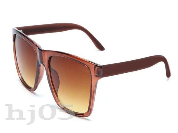 green and red striped frame sunglasses designer g mens ordinary square lens occhiali da sole handsome trendy deress sunglasses for woman ele, White;black
green and red striped frame sunglasses designer g mens ordinary square lens occhiali da sole handsome trendy deress sunglasses for woman ele, White;black