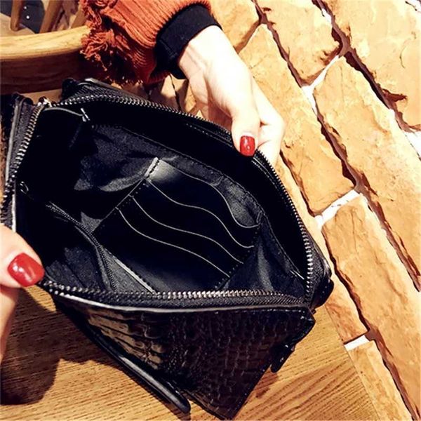 pu fashioncrocodile women day clutch bag black luxury party lady evening drand design ladies clutches leather female handbag
pu fashioncrocodile women day clutch bag black luxury party lady evening drand design ladies clutches leather female handbag