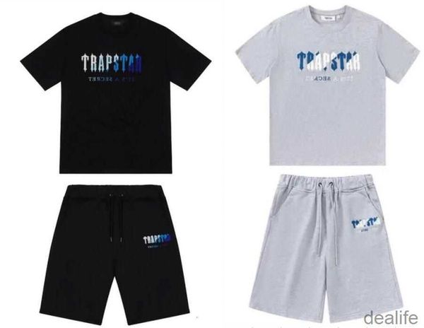 23ss summer trapstar man designers clothes mens women short t shirts tracksuit mens tees or shorts sport t-shirt high street hip hop 2023, White;black
23ss summer trapstar man designers clothes mens women short t shirts tracksuit mens tees or shorts sport t-shirt high street hip hop 2023, White;black