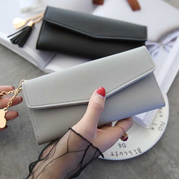 wallets 2023 women simple zipper purses long section clutch wallet purse soft pu leather money bag carteras para mujer y2303, Red;black
wallets 2023 women simple zipper purses long section clutch wallet purse soft pu leather money bag carteras para mujer y2303, Red;black