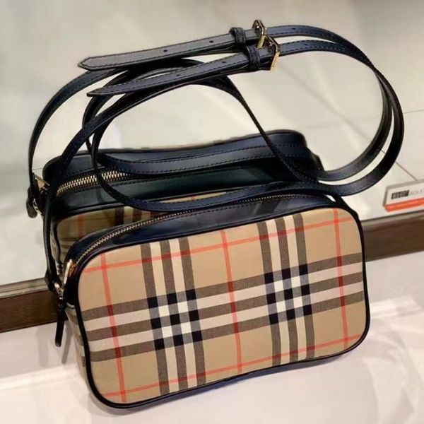 2023 handbag women's luxury bag designer handbag 2023 solid color leisure travel ribbon tote bags pu material fashion one shoulder
2023 handbag women's luxury bag designer handbag 2023 solid color leisure travel ribbon tote bags pu material fashion one shoulder