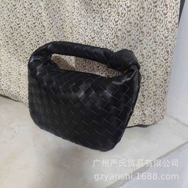 botega venates jodie mini teen intrecciato pouch woven dumpling women's fashion versatile one shoulder crossbody bag handbag 1fff
botega venates jodie mini teen intrecciato pouch woven dumpling women's fashion versatile one shoulder crossbody bag handbag 1fff