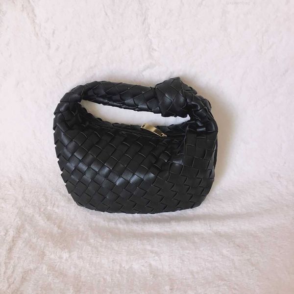 botega venates jodie mini teen intrecciato pouch french minority portable cloud horn fashion texture versatile woven women's bag ii9a
botega venates jodie mini teen intrecciato pouch french minority portable cloud horn fashion texture versatile woven women's bag ii9a