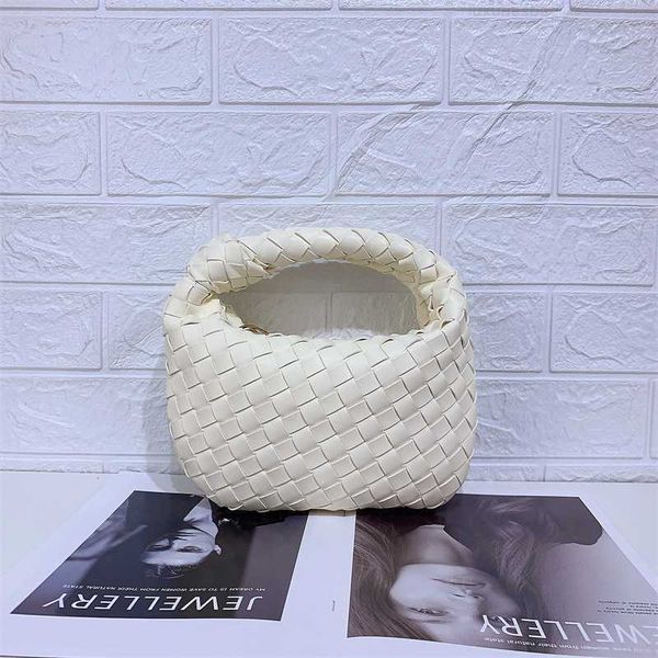 botega venates jodie mini teen intrecciato pouch r knotting crescent moon female dumpling advanced feeling ox horn solid color handbag woven
botega venates jodie mini teen intrecciato pouch r knotting crescent moon female dumpling advanced feeling ox horn solid color handbag woven
