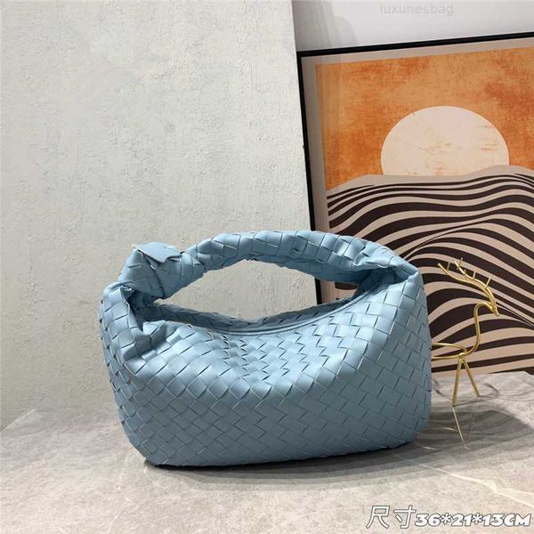 botega venates jodie mini teen intrecciato pouch large woven knotted tote underarm horn cloud dumpling handcarried shoulder bag d26d 
botega venates jodie mini teen intrecciato pouch large woven knotted tote underarm horn cloud dumpling handcarried shoulder bag d26d